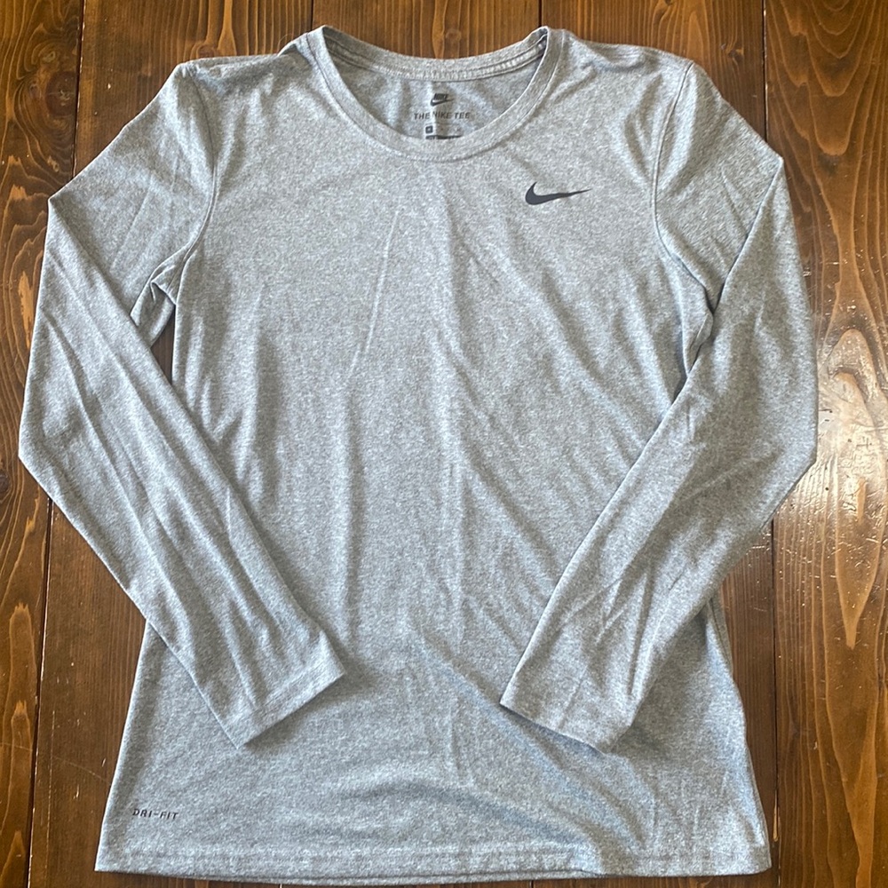 NIKE | DriFit Long sleeve | Workout Tee